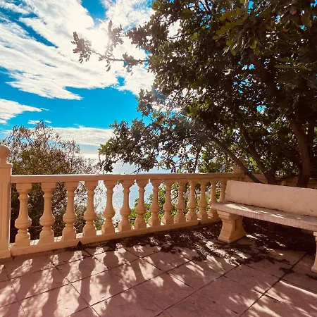 Villa Lujosa En Primera Linea